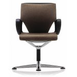 Кресло для посетителя Модус | Modus на ножках бежевая 74/67