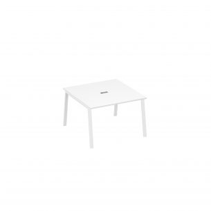 A4 стол 120 в переговорную металлокаркас tre а4 б3 131 бп